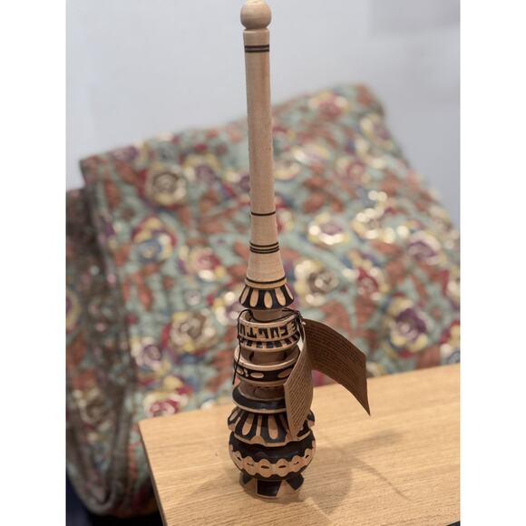 NWT 14" Verve Culture Wooden Traditional Molinillo Whisk Hand Carved Alder Wood - Picture 8 of 13